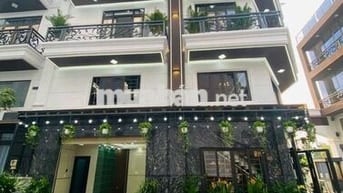 Nhà lô góc KDC đồng bộ Thạnh Xuân, Q12, DT 50m2, 5 tầng, nội thất đẹp