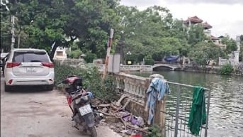 ANH TRAI NHỜ BÁN :  Ô TÔ ĐỖ CỬA  - KINH DOANH - ĐẦU TƯ -  VIEW HỒ MÁT 