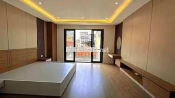 Vương Thừa Vũ - Thanh Xuân, DT 52m2 * 6 tầng Thang máy, oto đỗ cửa