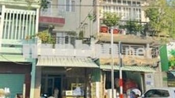 Bán nhà mặt tiền phạm thế hiển ngay chợ p4 q8 DT 4 x 16m trệt 3 lầu