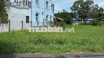 Bán gấp lô đất ngay mt đường Nguyễn An Ninh,100m2/675tr ở Cần Giuộc,LA