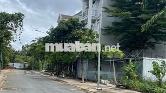 Lô đất nằm ngày Chợ Long Thượng, Cần Giuộc. 575tr/145m2. SHR/Thổ 100%