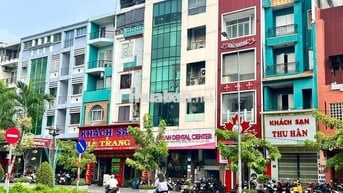 CHO THUÊ NHÀ MẶT TIỀN PHỐ ẨM THỰC PHAN XÍCH LONG. DT 8x16m. Giá $7000