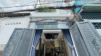 Bán nhà 52,4m2 Đoàn Văn Bơ, P13, Q4. 1 trệt 1 lầu, Gần ĐH Ng.Tất Thành