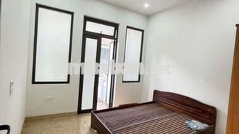 ĐH kinh tế ngay đại la 1tr5 2tr4 3tr khép kín full đồ đẹp.