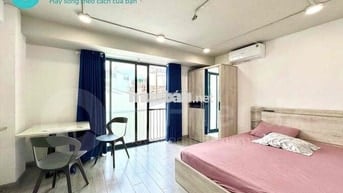 TRỐNG SẴN CHDV CÓ BAN CÔNG - HẺM XE HƠI - NHÀ THANG MÁY KHU BỜ KÈ Q3