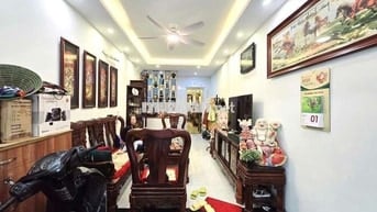 Bân nhà dân xây 5t Phố Nguyễn Hoàng - Dương Khuê