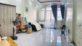 Bán nhà 4 tầng ngay chợ vải Phú Thọ Hoà Tân Phú 49m2 liền kềTân Bình