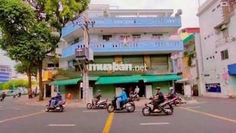 Gia đình đi định cư cần bán nhà đẹp, 2 mặt tiền, quận Phú Nhuận.