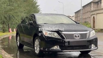 Toyota Camry 2013 2.0E Còn Đẹp Lắm