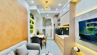 SÁT MẶT TIỀN Q4- 2 LẦU - 30m2 - KO QH- GIÁ 4 TỶ NHỈNH