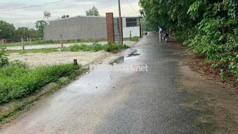 Cần bán 104m2 đất kp4 Hắc Dịch, mặt tiền đường nhựa >4m giá 900TR