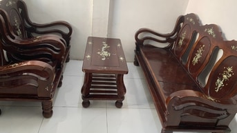 Cho thuê căn góc lầu 1 gần chợ Bà Chiểu gần đường Bạch Đằng 300 m