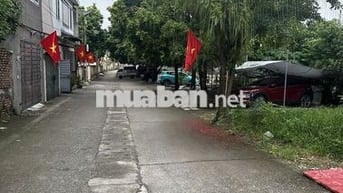 Bán 102m2 đất Đông Ngạc, ô tô dừng đậu trước cửa