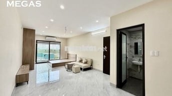 CHO THUÊ STUDIO 1N1K BAN CÔNG RỘNG RÃI NGAY VÕ CHÍ CÔNG, HỒ TÂY