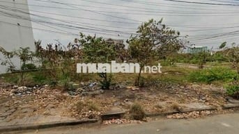 Bán gấp lô đất cạnh TTYT Huyện Nhà Bè 95m2/ 900tr tại KDC Phú Xuân, Nh