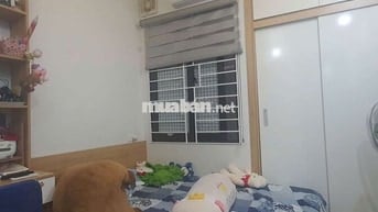 CHO THUÊ CĂN HỘ 55M2, GỒM 2 NGỦ, PHỐ VÕNG THỊ, TÂY HỒ, HÀ NỘI
