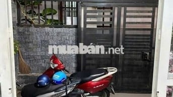 Chủ cần Bán  nhà hẻm oto bìa hoàn công diện tích rộng