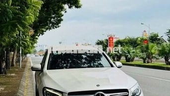 Mercedes Benz GLC 2017 250 4MATIC  - 50000 km