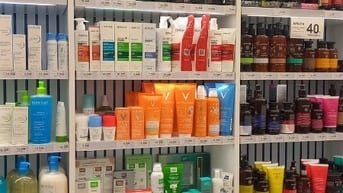 CẦN TUYỂN TẠP VỤ LÀM VIỆC TẠI CỬA HÀNG 