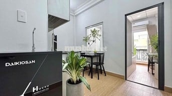 CĂN HỘ 1 PHÒNG NGỦ - BAN CÔNG MÁY GIẶT RIÊNG AN NINH 24/7 KẾ ĐH VLU