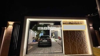 SIÊU PHẨM CẤP 4 - ĐẸP HƠN BIỆT THỰ - BÌNH CHÁNH - GIÁ 880 TRIỆU