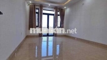 cho thuê nhà KDC hoàng nam 5 gồm 4 phòng ngủ cách vòng xoay an phú 1km