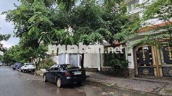 Bán Đất 100m2, giá cực chất 7,2 tỷ tại Huỳnh Tấn Phát, Quận 7, HCM