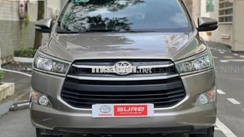 Toyota Innova 2017 2.0E - 145.000 km