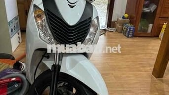 Cần bán xe sh 150cc việt kiều ý ,gd su dung it