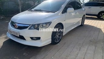 Honda Civic 2012 trang full đồ chơi bảo dưỡng full