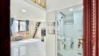 DUPLEX CỬA SỔ TRỜI ĐẦY ĐỦ TIỆN ÍCH QUA VHU 5p