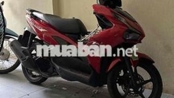 nhà dư xe cần bán xe rất ngon mới chỉ đi được10000