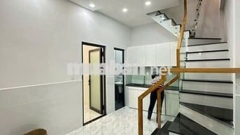 NHÀ ĐẸP SÁT QUẬN 10, NGANG 5M, 28M – 2 TẦNG, HẺM THÔNG, CHỈ 4.4 TỶ TL