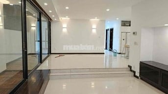Cho thuê Biệt Thự Vip KDC Sông Đà,/đ. B,p.HBC ngang 10m 3 tầng 28tr TL