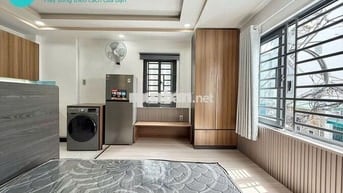 Chính chủ cho thuê Studio cửa sổ trời tách bếp 35m2 Full nội thất mới