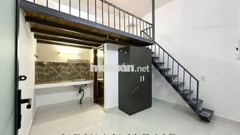 PHÒNG TRỌ SINH VIÊN CÓ GÁC GIÁ RẺ SẴN MÁY LẠNH - CÁCH ĐH VĂN HIẾN 3P