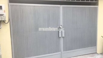Cần cho thuê nhà cấp 4  P THT Q12  DT 4,2*27 hẻm xe hơi