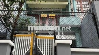 Cho thuê nhà hxh Điện Biên Phủ, p11. Dt. 3,2x18m 1t 2l st. 4pn
