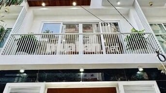 MTNB 96b Trần Hưng Đạo (5x20m) 4 Tấm (5PN 6WC) sân thượng