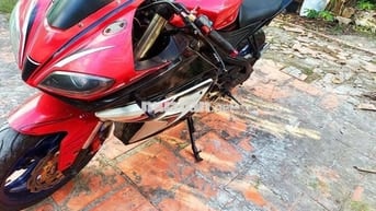 Phoenix 300 ken zin có nhìu đồ chơi. GL