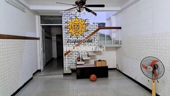 Nhà Nguyễn Căn   3PN  ( 4X15M2 ) Xe Hơi Đậu Cửa Lê Văn Sỹ , Quận 3