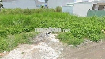 Bán gấp lô đất kế bên chợ Gò Đen 135m2/650tr,SHR,Full thổ,Bến Lức, LA