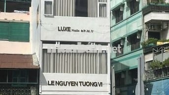 MT - Nguyễn Văn Cừ , Quận 1 - 5x17 - 4 Tầng ốp kính đẹp - 60 Triệu
