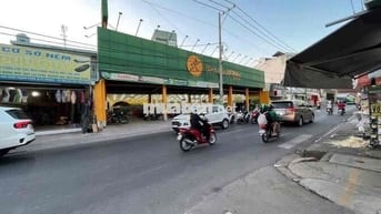 🟢cho thuê nhà nguyên căn . Ngang 4m x 20m tổng diện tích 80 m . Nhà có