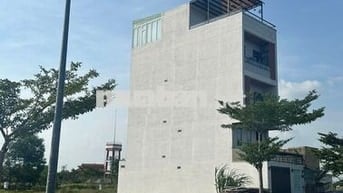 Bình Chánh đất thổ cư 100% diện tích 90m2