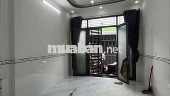 Nhà Nhỏ xinh , ở liền , 55m2 , 2pn đường Nguyễn Ảnh Thủ Q12 .
