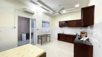 Chung cư mini mới xây kế cầu nguyễn tri phương tách bếp siêu thoáng