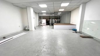 Chính chủ cho thuê MBKD/VP khu đông dân sát Phan Xích Long