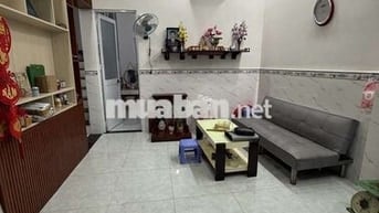 Nhà Gò Vấp ngang khủng 5m7 có 4 phòng ngủ 40m2 đường Phan Huy Ích P12